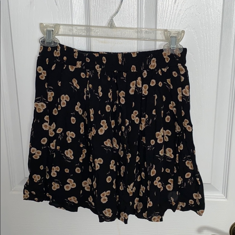 Brandy Melville flowered mini skirt